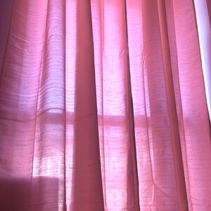 Meet your Posher, Daniella